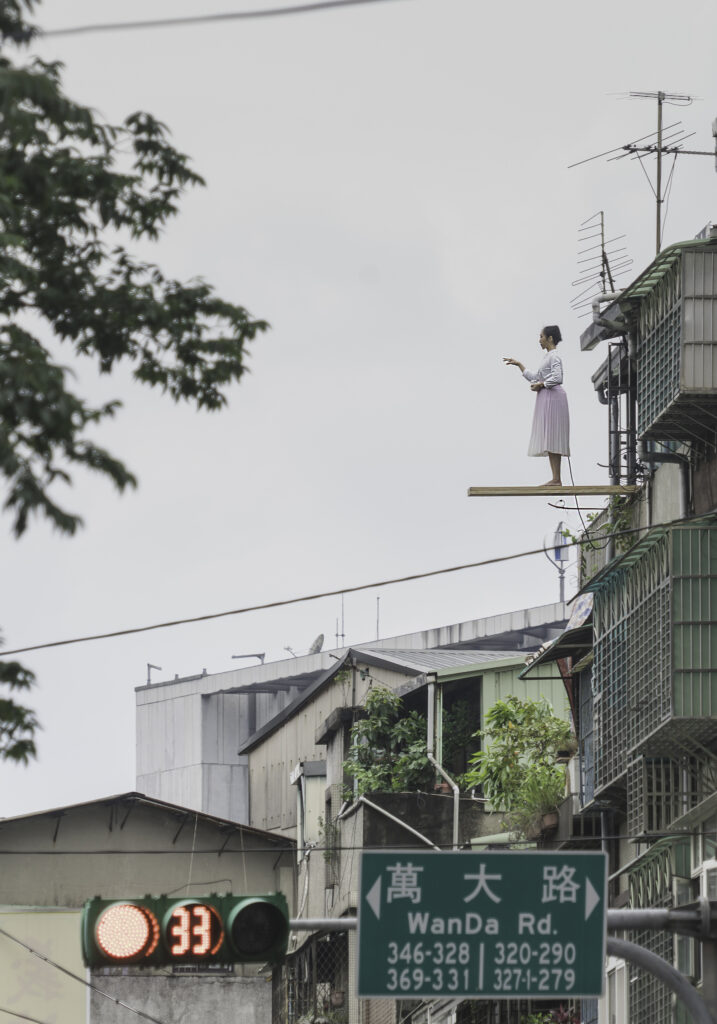 “Above 2.0 之上2.0” from Hsu Yi Ting’s Floating Body, Performance Projects.飄浮身體行為